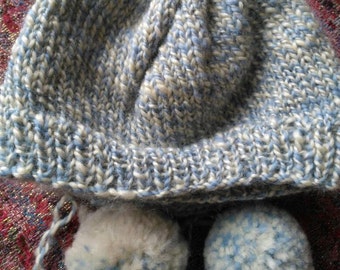 Hand spun hand knit baby hat.