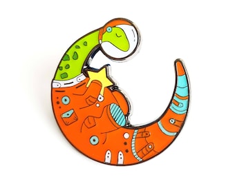 Dinosaur enamel pin, Space pin, Space lover, Space animal, Space helmet pin, Dino lapel pin, Space pin, Dino lover, Space suit