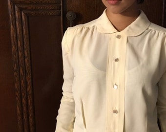 VTG Vintage, Long-Sleeved, 50's Button Down Blouse in Off-White Rayon With Peter Pan Collar