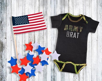 Onesie Army Brat baby bodysuit in Green or Pink Camo