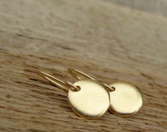 Circle Earrings, Gold Disc Earrings, Gold Earrings, Gold Earring, Simple Gold Dangle Earrings, Organic Shape Earrings