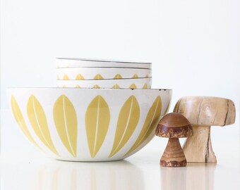 Vintage Cathrineholm Bowl, Avocado Green Lotus Bowls, Set of 4