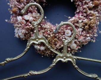 Nr. 5 Antique Brass clothes Hanger Vintage coat Hanger French wedding dress hanger 2x 18.01.18