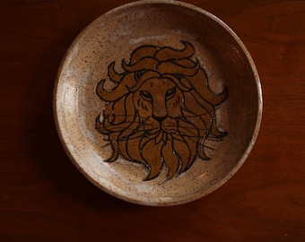 Leo Lion Handmade Plate