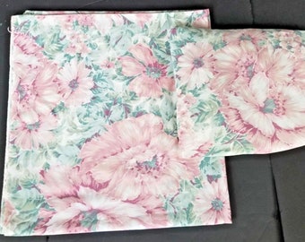Vintage Queen Sheet Set Flat Fitted Mauve Pink Green Floral Percale
