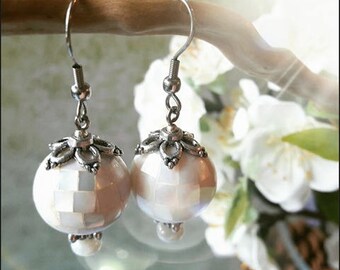 Pearly white Pearl Earrings