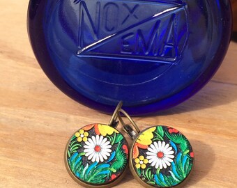 Flower Power:French Lever Wood Earrings