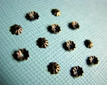 Itty bitty brass bead caps 3mm (12)