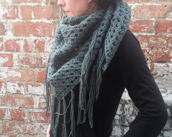 Crochet triangle scarf with tassels . Green crochet shrug with fringe , Spring scarf . Festival scarf