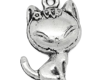 Formme (x 2) antique silver metal cat charm/pendant