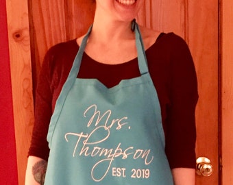 New Bride Apron/Bridal Shower gift/Mrs Apron/ Wedding Apron/New Bride Gift/Shower Gift/ Fun Gift for the New Bride
