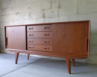 Mid Century Modern Teak CREDENZA / media stand