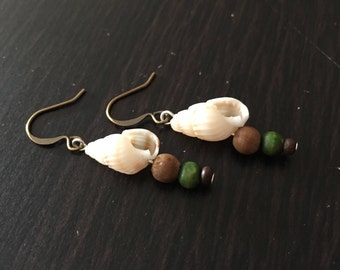 Shell Earrings, Boho Earrings, Earthy Earrings, Natural Earrings, Shell Jewelry, Boho Jewelry, Wood Bead Earrings, Small Earthy Earrings