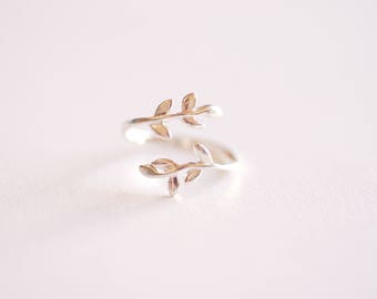 Sterling Silver Leaf Branch Ring, Gold Leaf Ring, Rose Gold Leaf Ring. Layering Ring, Vine Ring, Laurel Ring, Nature Jewelry, twig ring