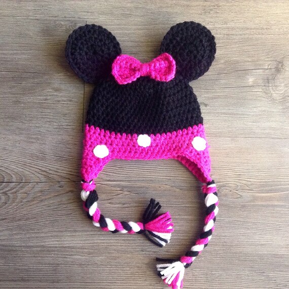 Minnie Mouse beanie / hat