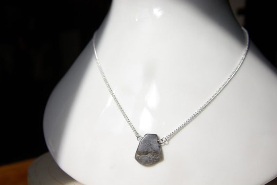 Labradorite Bar necklace, Silver 925 necklace, bar Gemstone, birthstone jewelry Minimalist, Heart Chakra, Protection Stone, Zodiac Necklace
