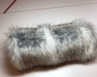 Faux Fur Hand MUFF, Women's Hand Muff, Faux Fur Muff, Canadian Fox Stone Handmuff, Long Fur Muff