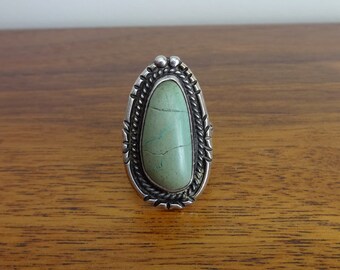 Vintage Silver and Turquoise Ring