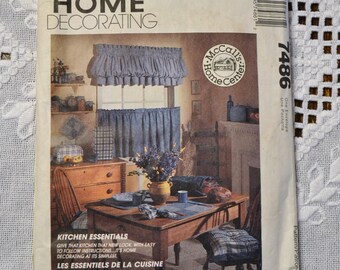 McCalls 7486 Sewing Pattern Kitchen Essentials Home Decor DIY Sewing PanchosPorch