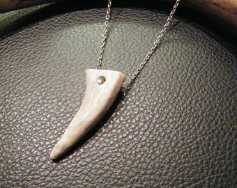 Deer antler jewelry, antler tip necklace, antler necklace, bone necklace, boho necklace,rustic jewelry, organic jewelry, deer lover necklace