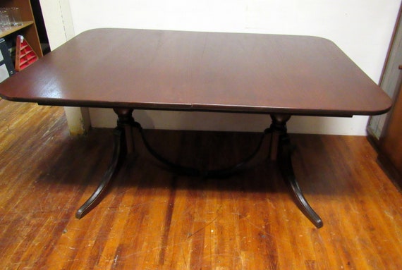 Vintage mahogany dining table tradition double pedestal