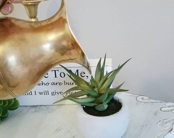 Vintage Water Pitcher Vintage Brass Pitcher Brass Pitcher Vintage Serving Vintage Decor Brass Decor Watering Can Urban Modern Decor