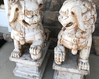 Large Vintage Foo Dog / Foo Lion