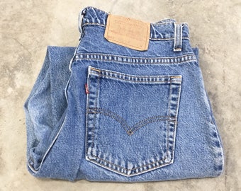Vintage Women's Levi's 950 Jeans - Relaxed Fit Tapered Leg - 27x29