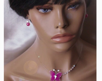 swarovski pearls and fuchsia Butterfly Necklace