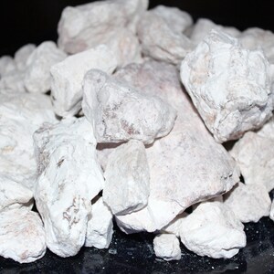 Earthy Goodies White kaolin clay dirt chunks. Raw, edible, & crunchy white dirt pieces