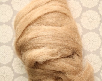 Alpaca Fiber Roving for Spinning, Felting and Weaving