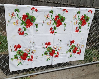 Beautiful Rare Vintage Wilendur Tablecloth Geraniums and Iris