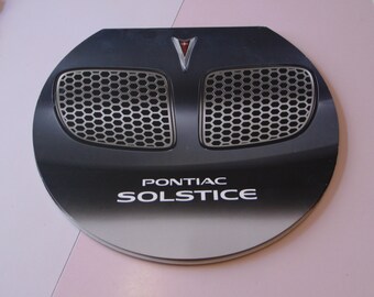Pontiac Solstice 2006 sales brochure and other Pontiac Paper