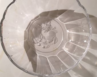 Vintage Val St Lambert Scalloped Etched 10" Crystal Bowl