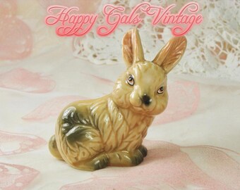 Brown Rabbit Figurine, Brown Bunny Figurine, Vintage Rabbit Figurine, Easter Bunny Figurine, Porcelain Rabbit, Porcelain Bunny Ceramic Bunny