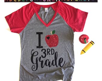 Teacher Tshirt - Teacher Shirt - Teaching - Shirt for Teachers - Teacher Gift - Gift for a Teacher - Teacher Appreciation - Apple Shirt