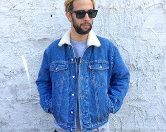 Vintage Unisex Levi's Sherpa trucker jacket