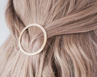 Circle Hair Clip, Metal Hair Clip, Minimalist Hair Clip, Minimalist Hair Accessory, Geometric Hair Clip, Hair Barrette, Diamond Hair Clip