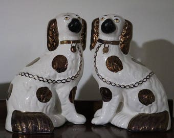 1800s Pair of Antique Staffordshire Copper Lustre Wally Mantle Dogs. In very good condition, no damage and repairs