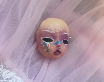 Glitter Tears Babyface Brooch