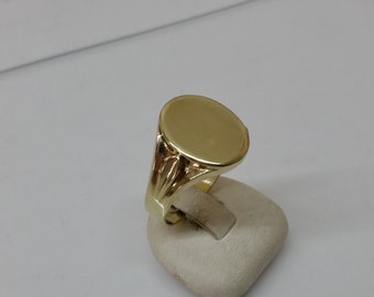 Signet Ring of gold of 333 with engraving plate vintage GR109