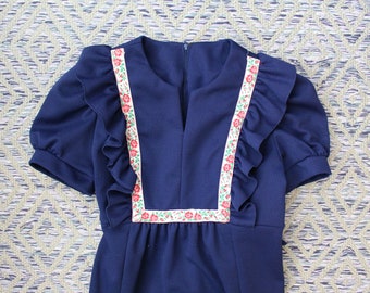 vintage Folk/Bohemian Maxi Dress. Small