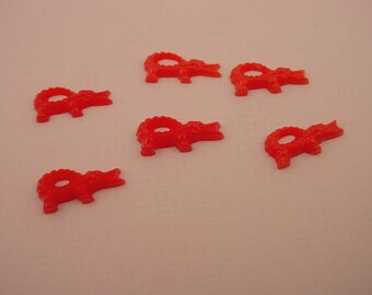 12 Vintage Red Glass Alligator Crocodile Cabochons