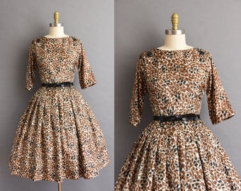 vintage 1950s R&K silk brown and black print full skirt dress Small 50s vintage full skirt silk print dress