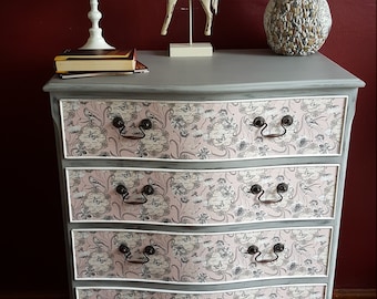 Lovely Chest of Drawers/Shabby chic/Vintage/grey pink white/Handmade/Unique
