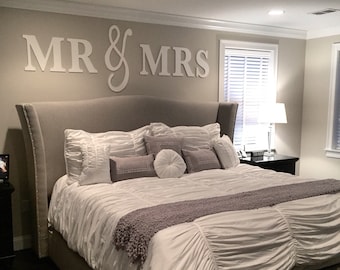 Mr & Mrs Wall Sign Above Bed Decor, Mr and Mrs Sign for Over Headboard, Home Decor Bedroom Wedding Gift (Item - MMW100)