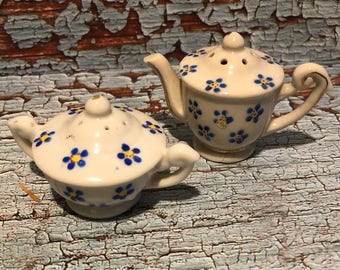 Vintage Tea Pot and Sugar Bowl Salt and Pepper Shakers