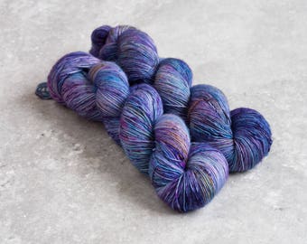 Pixie Pot OOAK - Hand Dyed Speckled Merino Single Ply 1 skein 100g