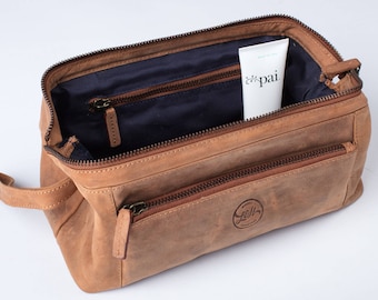 LEATHER WASH bag / DOPP Kit / Toiletry Bag - Groomsman gift / Anniversary