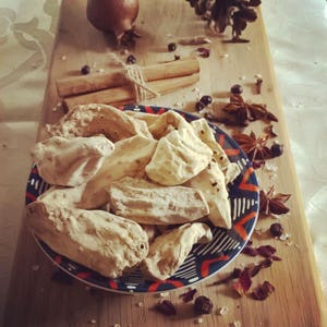 Extra Large Whole Orris Root Queen Elizabeth Root pendulum jack ball mojo bag perfumery pot pourri herb hoodoo magic conjure witchcraft
